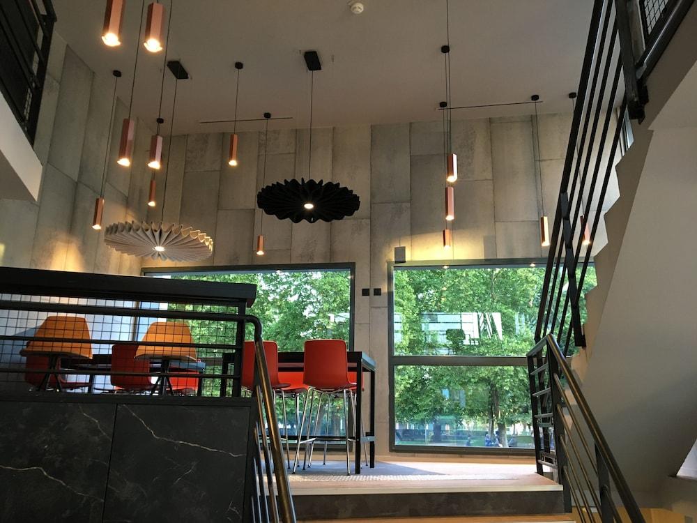 Ibis Annecy - Cran-Gevrier Hotel Exterior foto